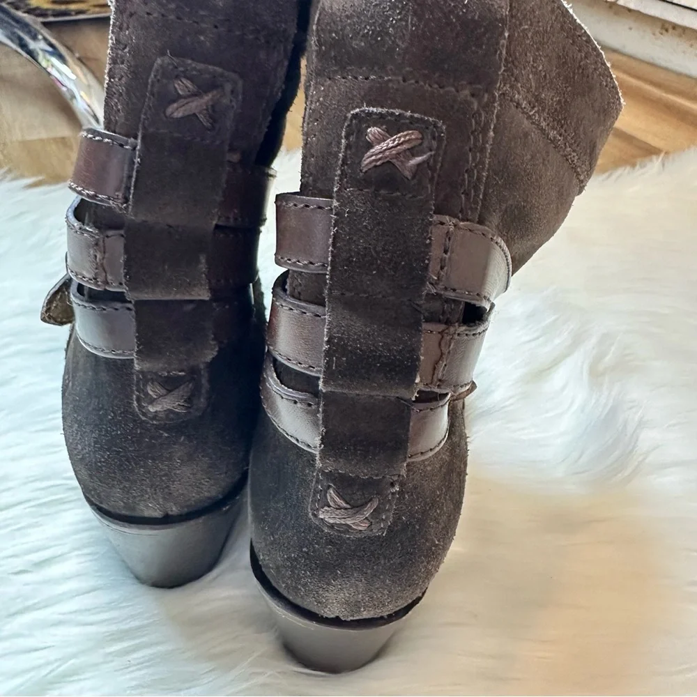 Frye Jane Strappy Oiled Suede Leather Heeled Short Boot Brown Women Size 5 1/2